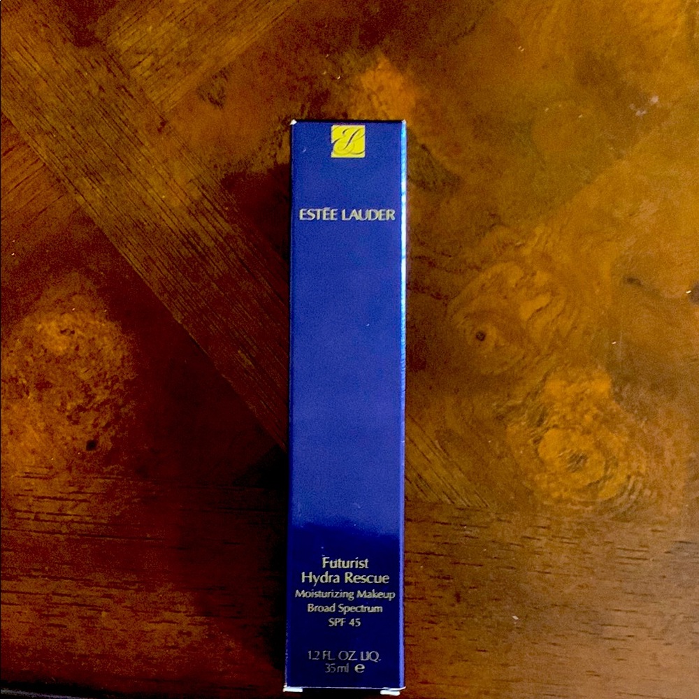 Estée Lauder Futurist Hydra Rescue Makeup SPF 45